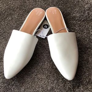 A New Day white flats size 11